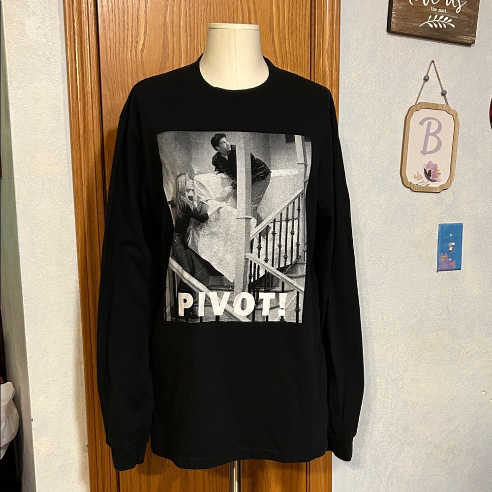 FRIENDS 'Pivot' Black Long Sleeve Shirt - Size Large